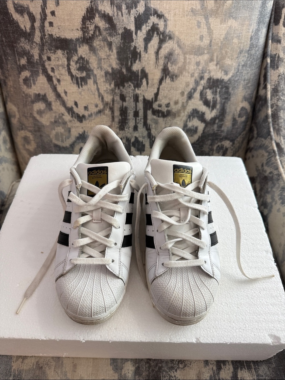 adidas White Sneakers with Black Stripes and Gold Logo in excellent condition